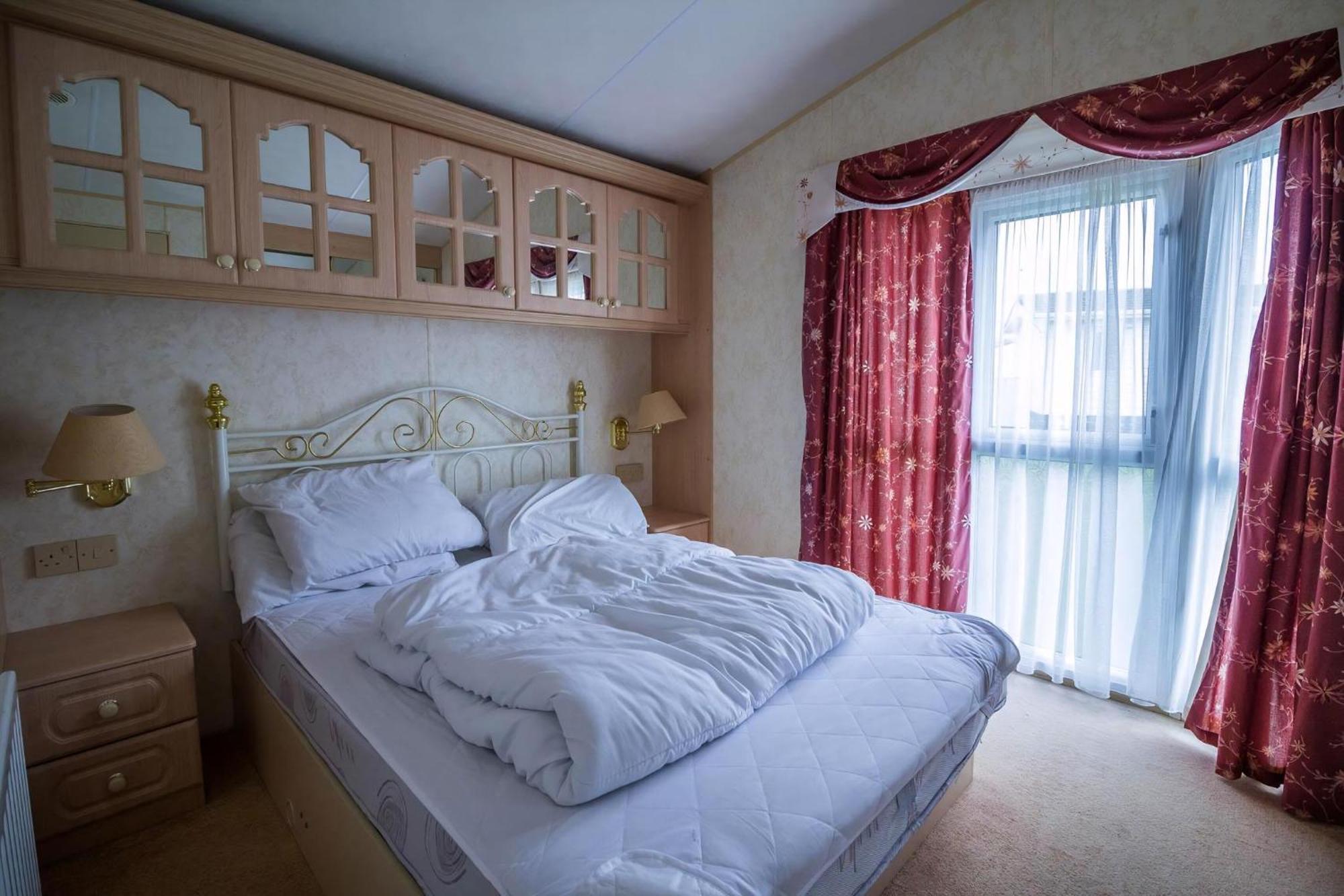 Hotel Brilliant Caravan For Hire At Manor Park In Hunstanton Norfolk Ref 23176K Exterior foto
